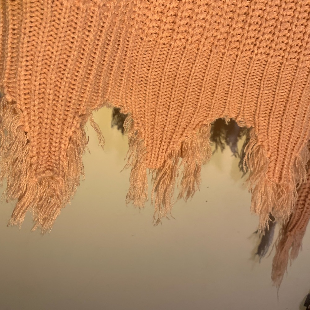 Light pink sweater // Size small - Picture 4 of 5